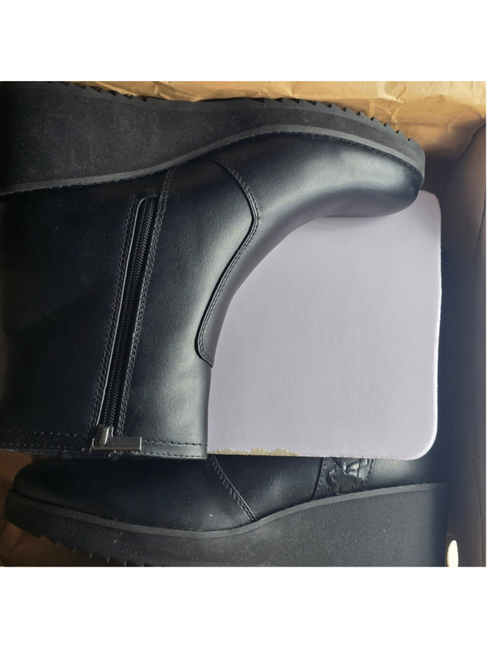 Women's Earth Camryn3 Black Wedge Ankle Boots Size 10 - Picture 7 of 9